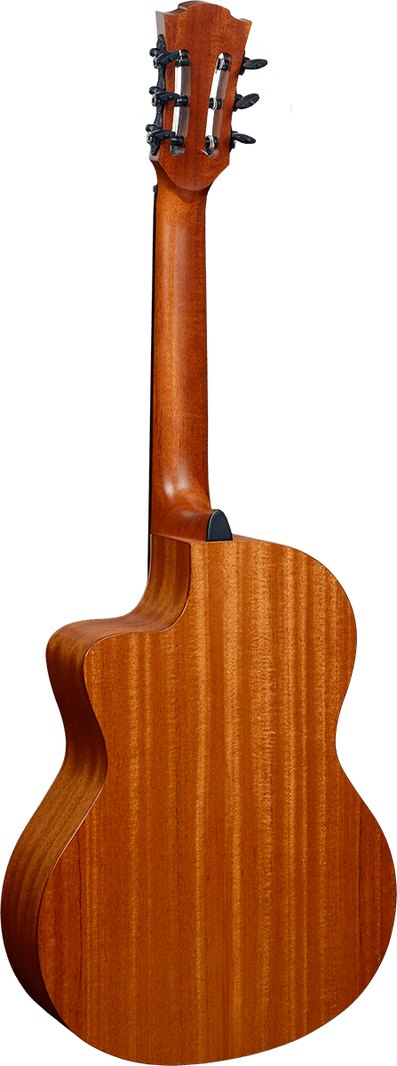 Klassisk gitar m granlokk, mik, cutaway